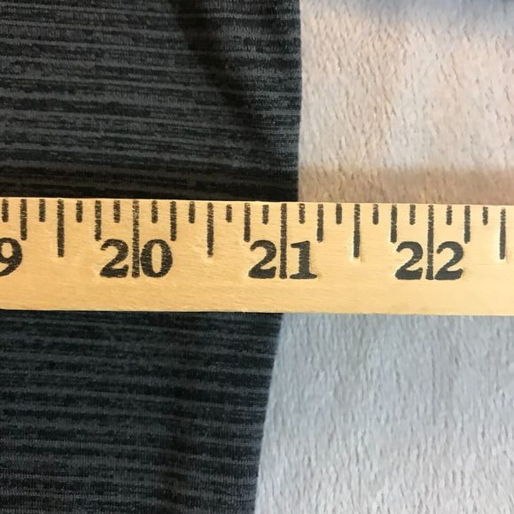 Champion V-Neck Shirt Mens Large Gray Striped Short‎ Sleeve Casual Lightweight - Picture 4 of 7